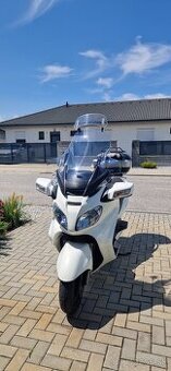 Suzuki burgman 650