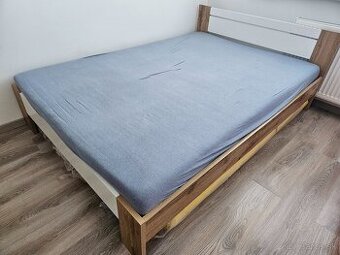 Postel s matracom 140x200