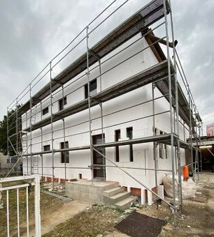 Predám používané fasádne lešenie - klietky aj komplety