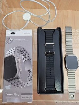 Apple Watch Ultra 49mm, Titanové