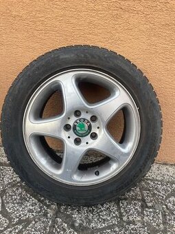 Predám zimné pneumatiky 225/50 R 16 komplet s diskami