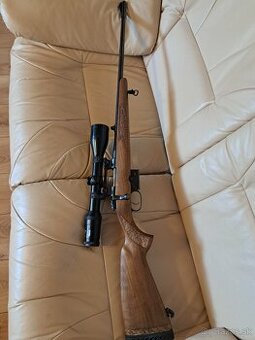 Guĺovnica CZ 527 LUX 223 rem + OPTIKA