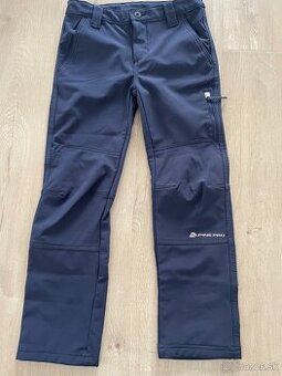 Nove AlpinePro softshell zateplene nohavice