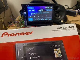 2DIN autorádio Pioneer AVH-A240DAB 4x50W DVD