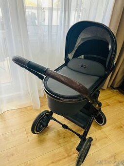 Kočík Moon Resea S 2022