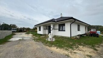 NA PREDAJ Novostavba v Zbehoch