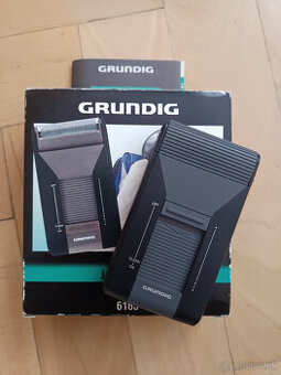 retro holiaci strojček