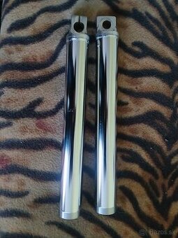 634 spodky predných teleskopov.