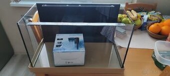 Ponúkam na predaj akvárium 64L