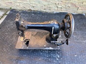 Starý šijací stroj PFAFF