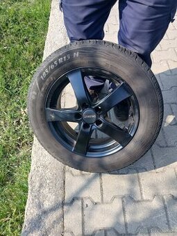 Predam elektrony s pneumatikami