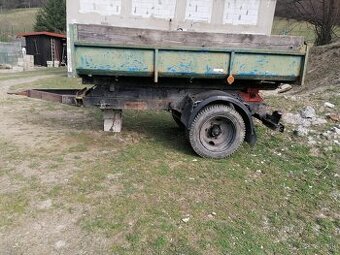 Predam vyklápaciu vlečku
