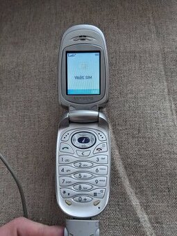 Retro mobil Samsung véčko
