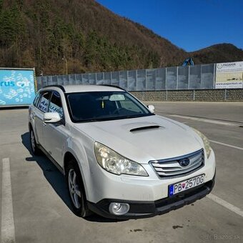 Predám Subaru outback 2.0D AWD.