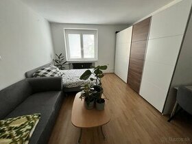 Priestranný 2 izbový byt vo vyhľadávanej lokalite 500 Bytov
