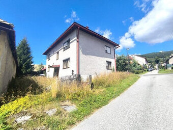RODINNÝ DOM VILA POD KRÁĽOVOU HOĽOU ŠUMIAC HOREHRONIE