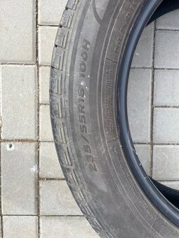 Pneu 235/60 R18 kumho