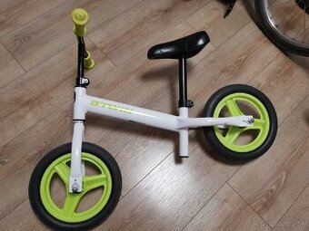 Predam odrazadlo B-Twin pre dievca