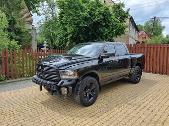 Dodge RAM sport 2015 4x4 5.7 hemi