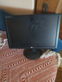 Sirokouhly 19palc Lcd monito LG Flatron W1934S Funkcny