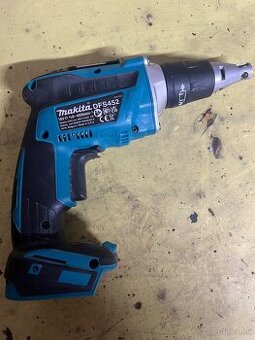 Makita DFS452