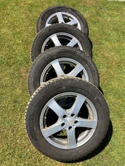 Nove zimne pneumatiky na hlinikovych diskoch 195/65R15