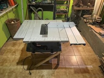 Makita Náradie - Stolová kotúčová píla 260 mm, 1650 W 2704N