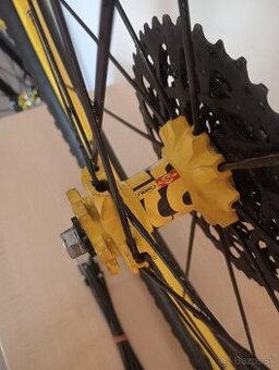 Zadný náboj Mavic 142x12