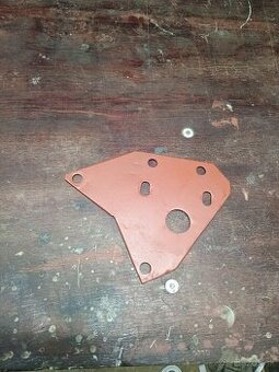 Držiak na vzduchový filter na Zetor 25 n