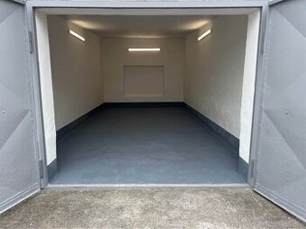 Garáž ul. Veľký rad Komárno