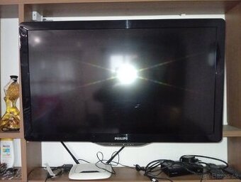 Led TV Philips 32" (82cm)HDMI s konzolou na stenu