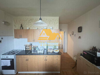 Predám 3 izbový byt s balkónom v Nových Zámkoch