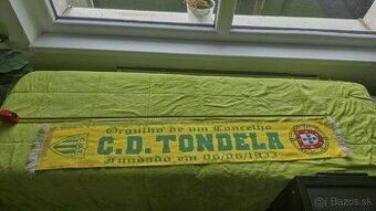 Fanúšikovský šál C.D. Tondela - rarita zo zahraničia - 1