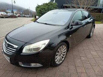 Opel Insignia sedan 2,0cdti 118kw 2011