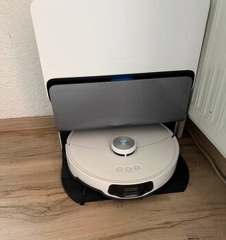 Roborock S8 MaxV – robotický vysávač