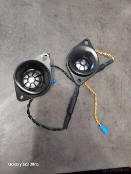 Bmw výškové reproduktori harman kardon