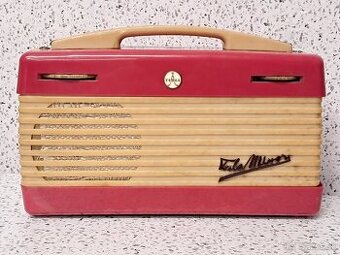 Starožitné elektronkové radio Tesla Minor / 3001 B