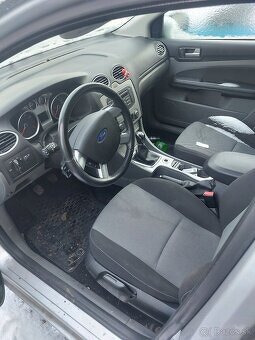 Rozpredám Ford Focus MK2 2011 lift HB