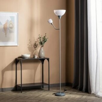 Stojacie lampa