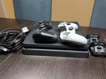 Gold HEN SONY PlayStation slim + 2x nový ovládač
