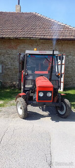 traktor zetor 5611
