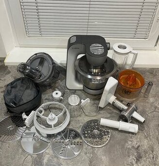 BOSCH MUM58364 CreationLine 1000w kuchynský robot