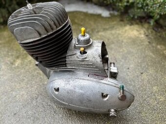 Motor na Jawa 250 / 559