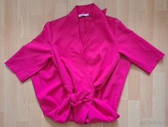 cyklamenové zavinovacie šaty, uni