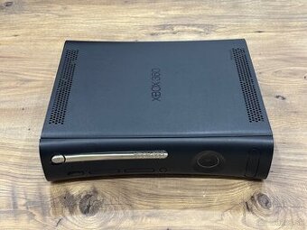 Samostatná herná konzola Xbox 360 na diely