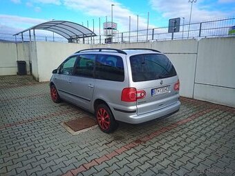 VW Sharan Automat 7 Miestne