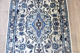 NAIN - Pravý ručne viazaný perzský koberec - 137 x 68 cm