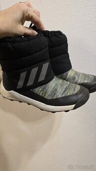 Detské snehule Adidas, veľ.33
