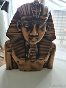 Porcelan,kristal a ine