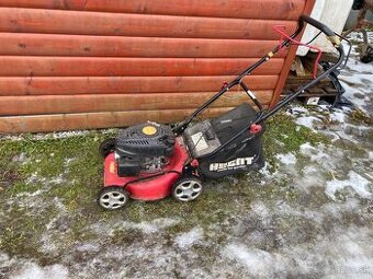 Kosačka krovinorez s pohonom